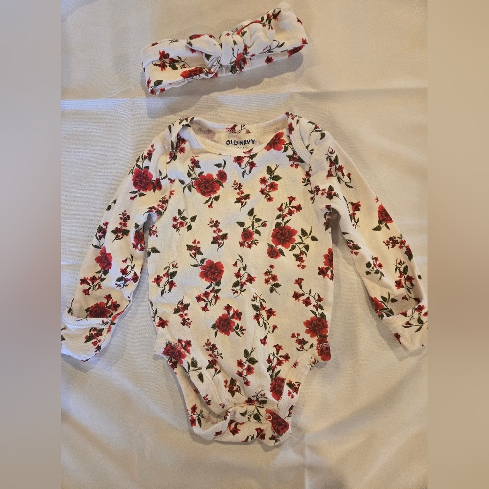 Old Navy onsie and bow